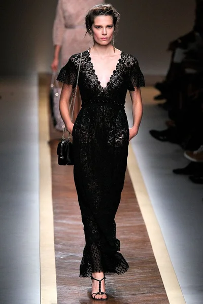 Look 28